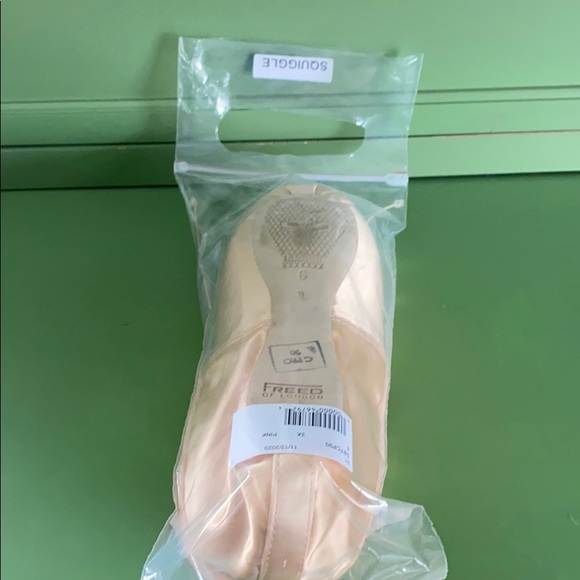 Yumiko Other - Freed CPRO 90 Regular shank 6xxx maker sqiggle